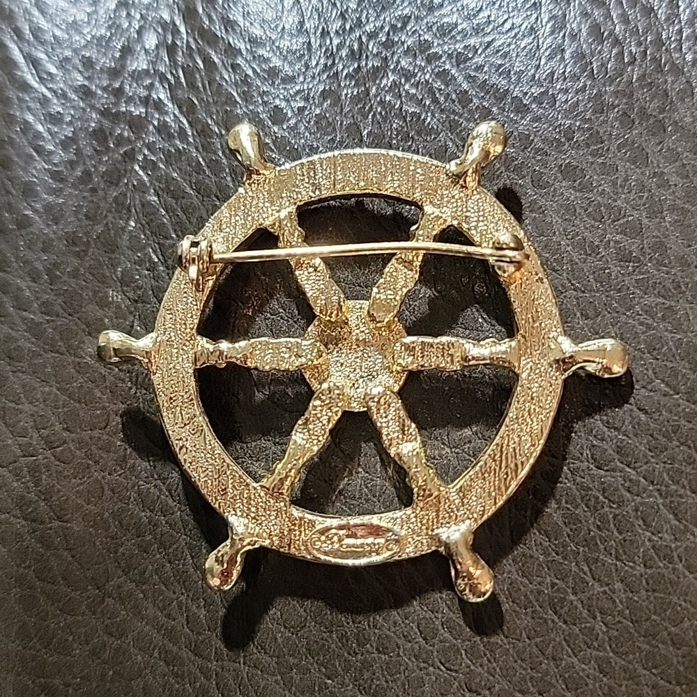 Danecraft Ships Wheel Helm Nautical Enamel Vintage Brooch Pin - Picture 5 of 9